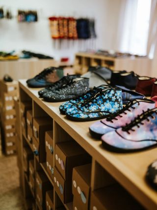 Tik... tak.... ⏰️ Zbývá vám už jen 26 hodin na nákupy, které dorazí pod 🎄